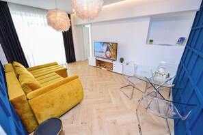 Apartment, 1 Schlafzimmer, Raucher, Balkon | Wohnzimmer