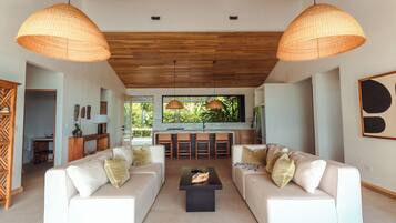 Luxury Villa, Balcony, Ocean View | Living area