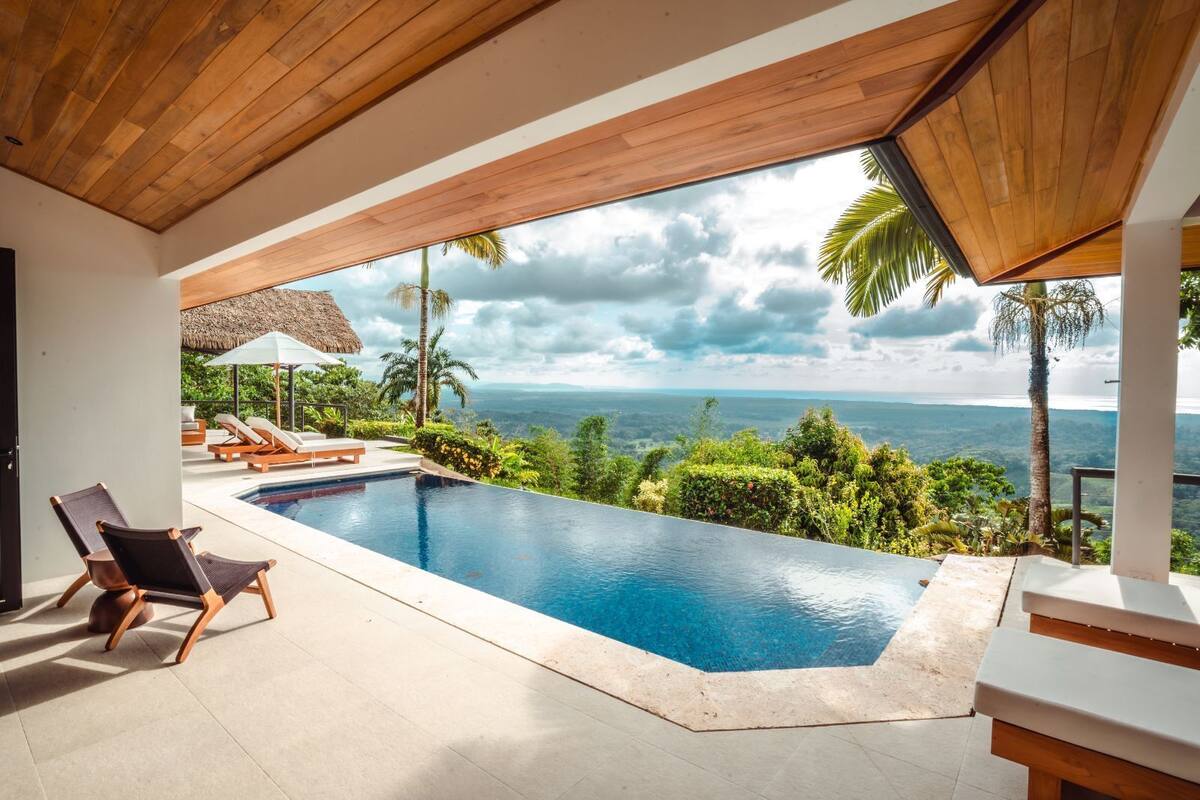 Luxury Βίλα, Μπαλκόνι, Θέα στη Θάλασσα (Casa Amarilla) | Σίδερο/σιδερώστρα, δωρεάν Wi-Fi 