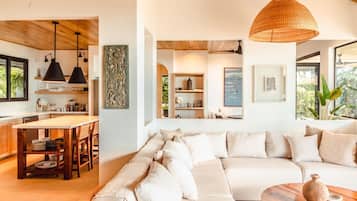 Vila Mewah, balkon, pemandangan samudra (Ron Ron) | Area keluarga
