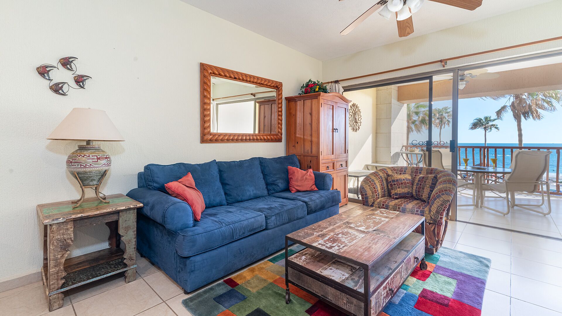 Apartment, 1 King-Bett, Balkon, Meerblick (Sonoran Sun SE 210) | Wohnbereich | MP3-Dockingstation