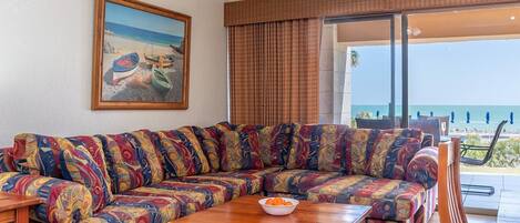 Bloc d'apartaments, 1 llit de matrimoni gran i sofà llit, balcó (Sonoran Sun SW 114) | Sala d'estar | Estació de connexió per a MP3