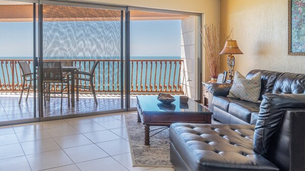 公寓客房, 多張床, 陽台, 海景 (Sonoran Sun SE 808) | 起居區 | MP3 底座