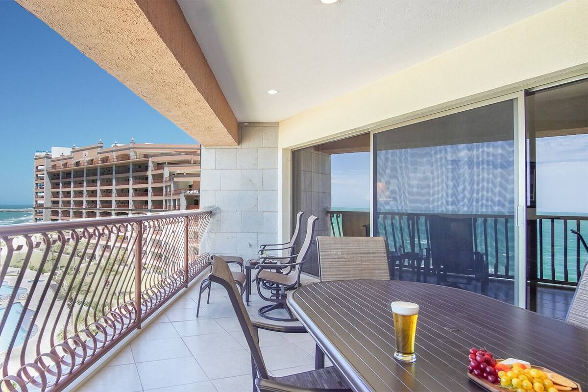 Apartment, Mehrere Betten, Balkon, Meerblick (Sonoran Sun SE 605) | Speisen im Freien