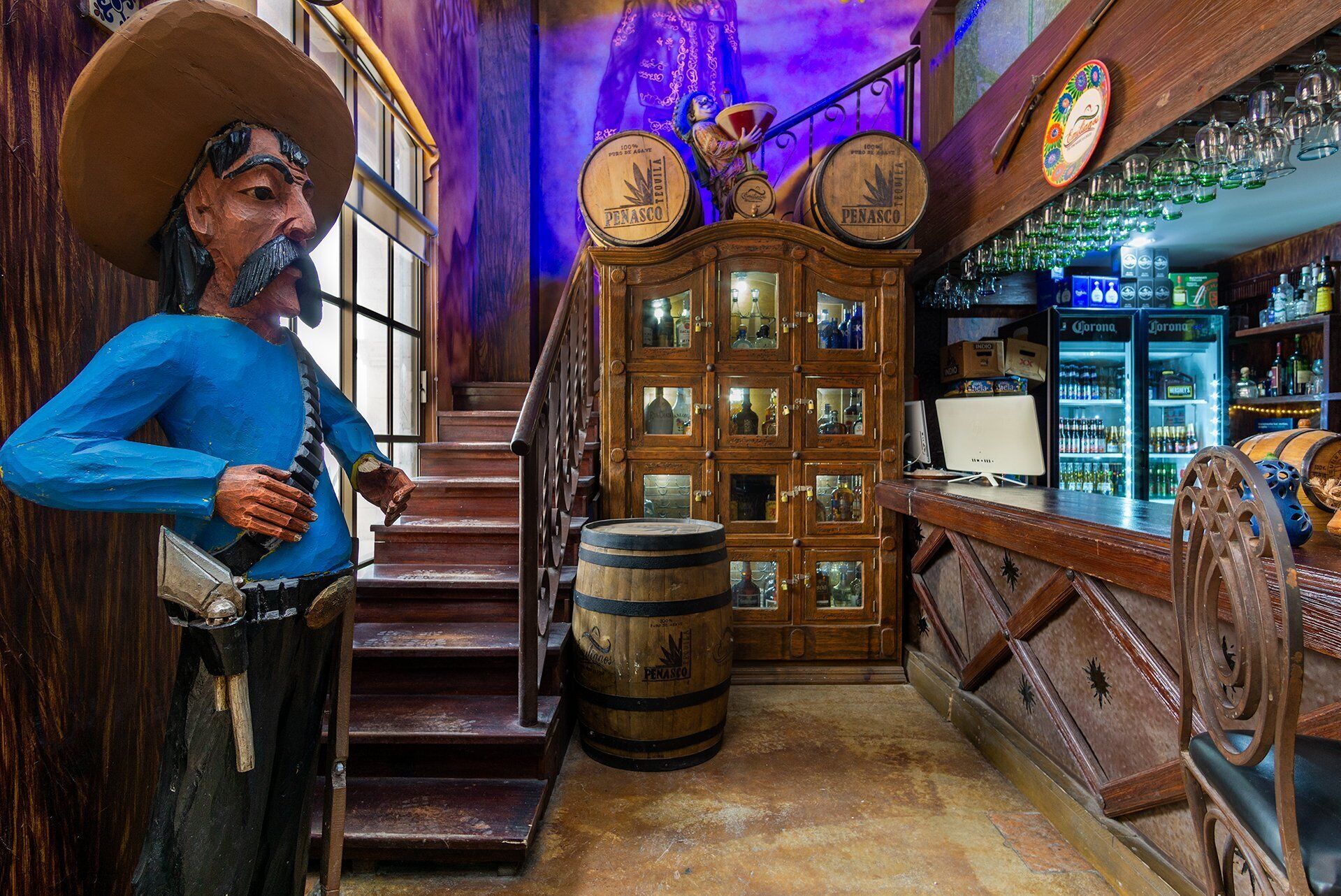 Bar (en la propiedad)