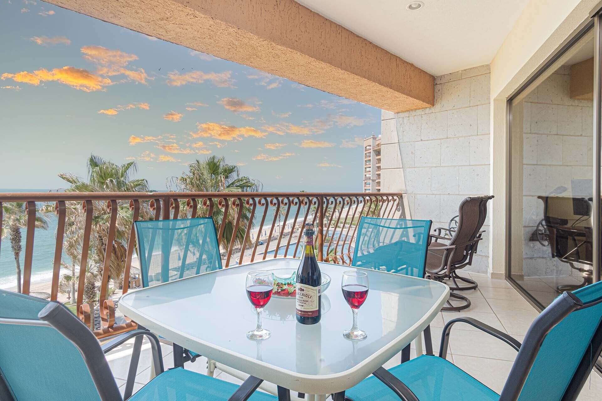 Apartment, Mehrere Betten, Terrasse, Meerblick (Sonoran Sun SE 405) | Speisen im Freien