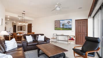 Condo, Multiple Beds, Balcony, Ocean View (Sonoran Sun SE 903) | Living area | MP3 dock