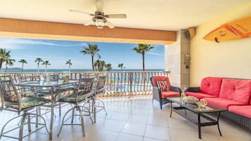 Bloc d'apartaments, diversos llits, balcó, vistes a l'oceà (Sonoran Sun SW 208) | Servei de restauració a l'aire lliure