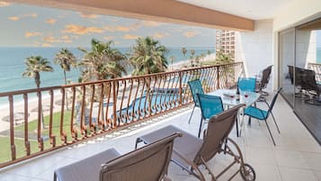 Condo, Multiple Beds, Patio, Ocean View (Sonoran Sun SE 405) | Outdoor dining