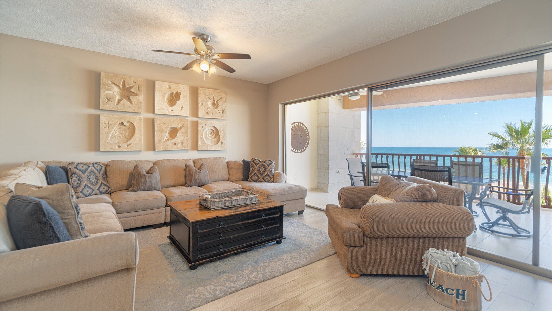 Apartment, Mehrere Betten, Balkon, Meerblick (Sonoran Sun SW 309) | Wohnbereich