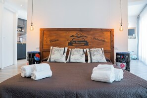 1 bedroom, iron/ironing board, WiFi, bed sheets - VESPA SUPER APARTMENT Amazing Nature 10' to the beach +PVT PARK IN CITY CENTRE (Roverano Basso)