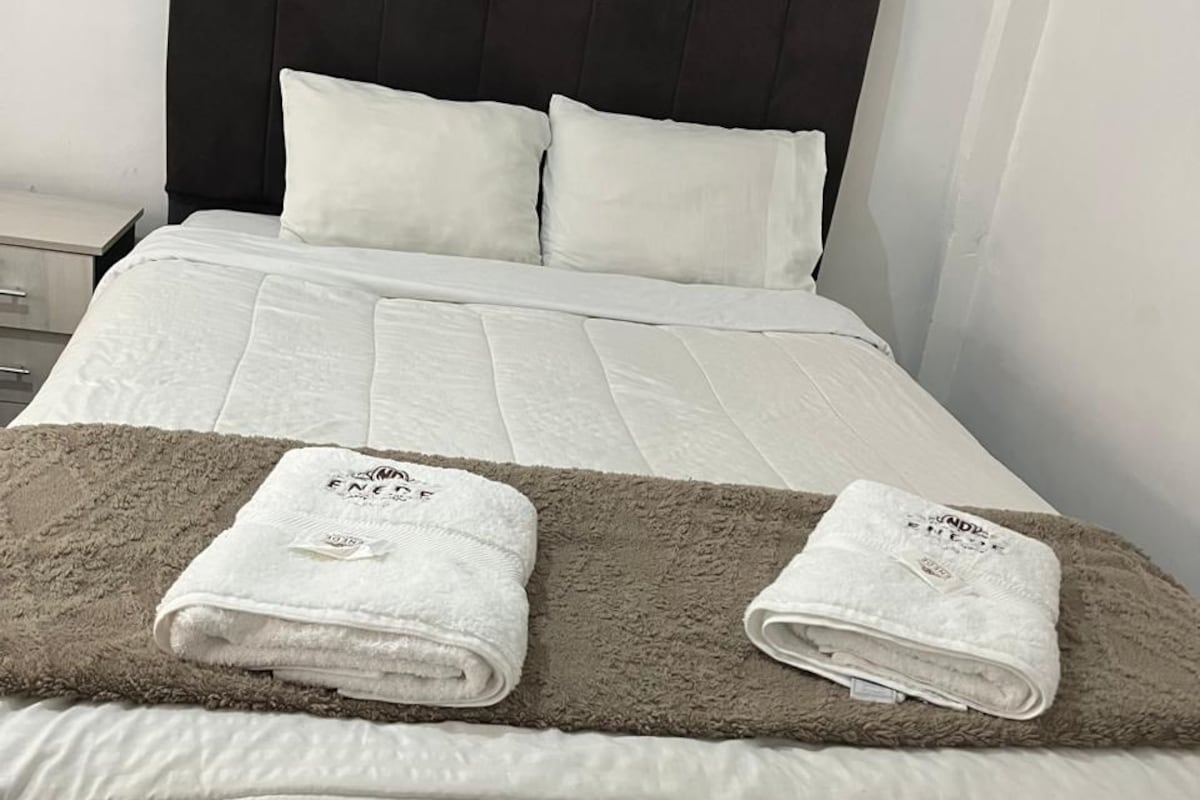 Desk, free WiFi, bed sheets