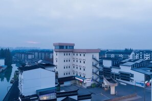 Unclassified image, 3 of 10, button - Shanghai Red Carp Business Hotel (Zhujiajiao Scenic Area Ancient Town) (Shanghai)