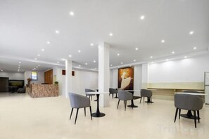 Unclassified image, 3 of 10, button - Shanghai Red Carp Business Hotel (Zhujiajiao Scenic Area Ancient Town) (Shanghai)