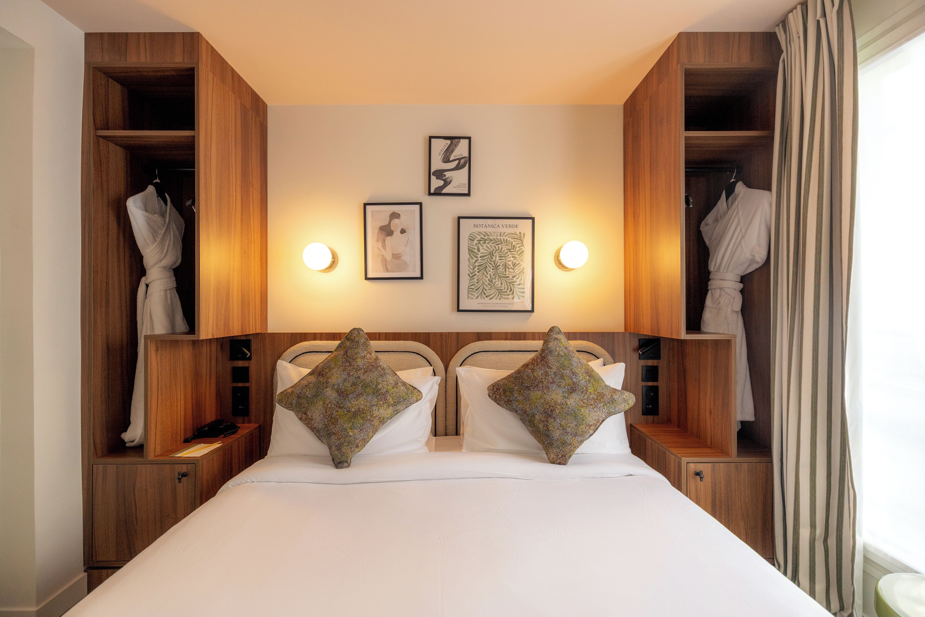 In-room safe, desk, blackout drapes, soundproofing