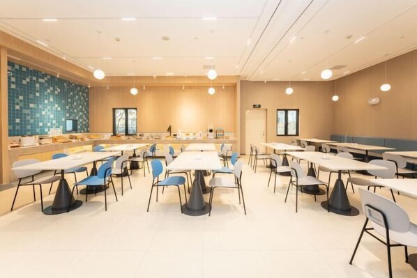 Restaurant - Homeinn · neo (Shanghai International Tourism Resort Xiuyan Road Subway Station) (Shanghai)