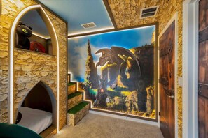 10 Schlafzimmer, Reisekinderbett, WLAN, Bettwäsche