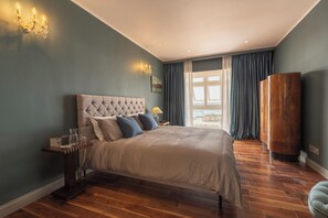 Luksus-loftsleilighet, havneutsikt | Sengetøy i egyptisk bomull og sengetøy av topp kvalitet