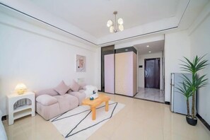 Room - Wanda Plaza Aoston Apartment (Jiangmen Huiyue Darong City Branch) (Jiangmen)