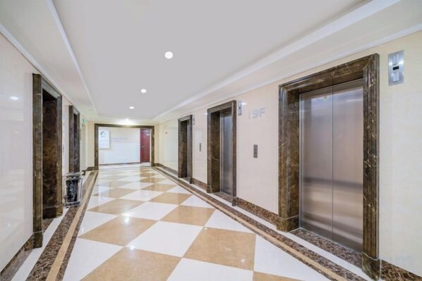 Unclassified image, 1 of 8, button - Wanda Plaza Aoston Apartment (Jiangmen Huiyue Darong City Branch) (Jiangmen)