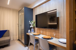 Deluxe Apartment | Interior