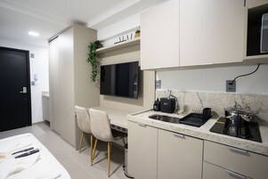 Apartment | Private kitchen | Fridge, microwave, blender, cookware/dishes/utensils