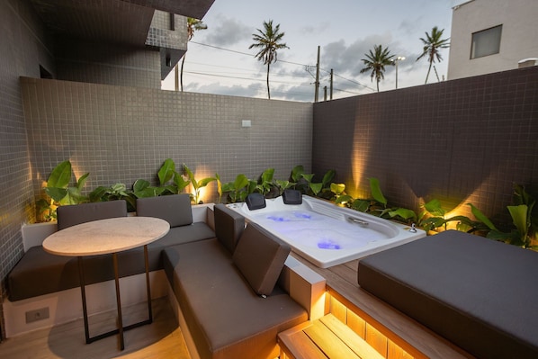 Apartment | Terrace/patio
