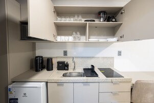 Apartamento | Cozinha privada | Geladeira, micro-ondas, liquidificador