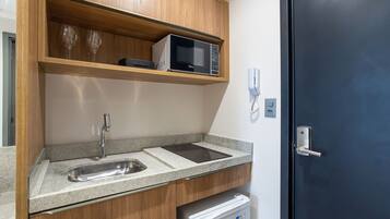 Apartment | Private kitchen | Fridge, microwave, blender, cookware/dishes/utensils
