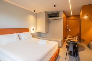 Apartment | 1 bedroom, laptop workspace, free WiFi, bed sheets