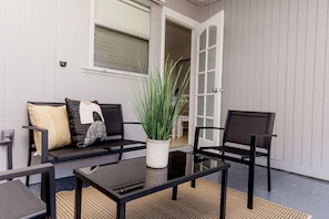 Interior - Coastal Cottage House in Naples Park, Walking Distance to the Beach (Naples)