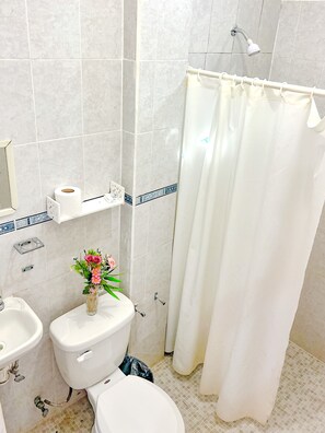 Bathroom - Hotel Posada del mar Guayabitos (Rincón de Guayabitos)