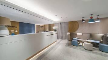 المنشأة من الداخل