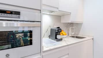 Kühlschrank, Mikrowelle