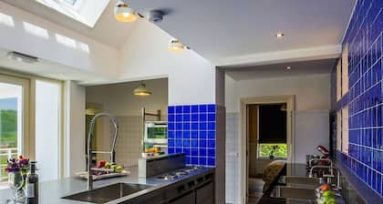 Mechelen Wellness and Heated Indoor Swimming Pool
