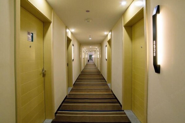 Interior - Yingdong Motel (Shanghai)