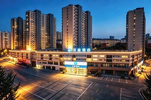 HanTing Hotel (Qinhuangdao Development Zone Yanshan University)