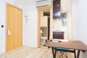 Bathroom - BeBarceloner Gothic Quarter Studios (Barcelona)