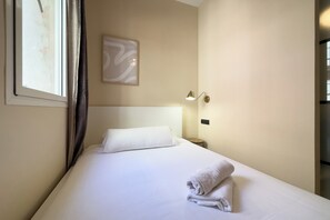 2 slaapkamers, een strijkplank/strijkijzer, wifi, beddengoed