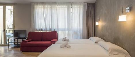 Bügeleisen/Bügelbrett, WLAN, Bettwäsche