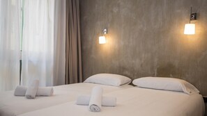 Iron/ironing board, WiFi, bed sheets - BeBarceloner Born Studios (Barcelona)