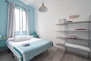 2 chambres, fer et planche à repasser, Wi-Fi, literie fournie
