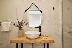 Towels - FABRA SA1 - One Bedroom Apartment, Sleeps 2 (Barcelona)