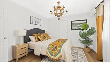 4 bedrooms, in-room safe, iron/ironing board, WiFi