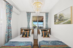 4 Schlafzimmer, Zimmersafe, Bügeleisen/Bügelbrett, WLAN