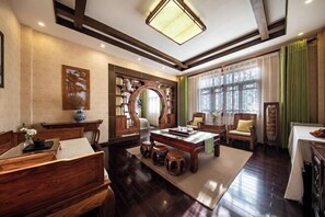 Room - Yunqi · Qingwu Courtyard Sanctuaryl Chinese Aesthetic Resort (Nanmen Store, Dali Ancient City) (Dali)
