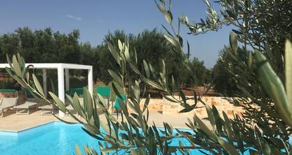 Trullo Del Poeta - Cisternino