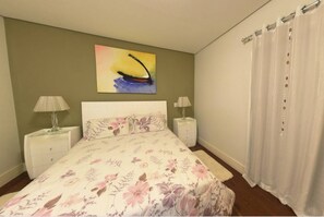 4 camere, ferro/asse da stiro, Wi-Fi, lenzuola