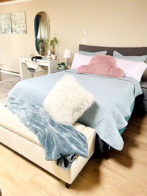 1 bedroom, WiFi, bed sheets