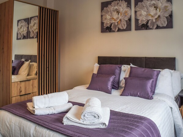 3 chambres, Wi-Fi gratuit, draps fournis